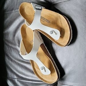 Birkenstock ,women gizeh thong sandal size 41 / size 10